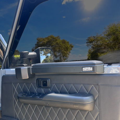 4WD door armrest magnetic mount close-up, no drilling required